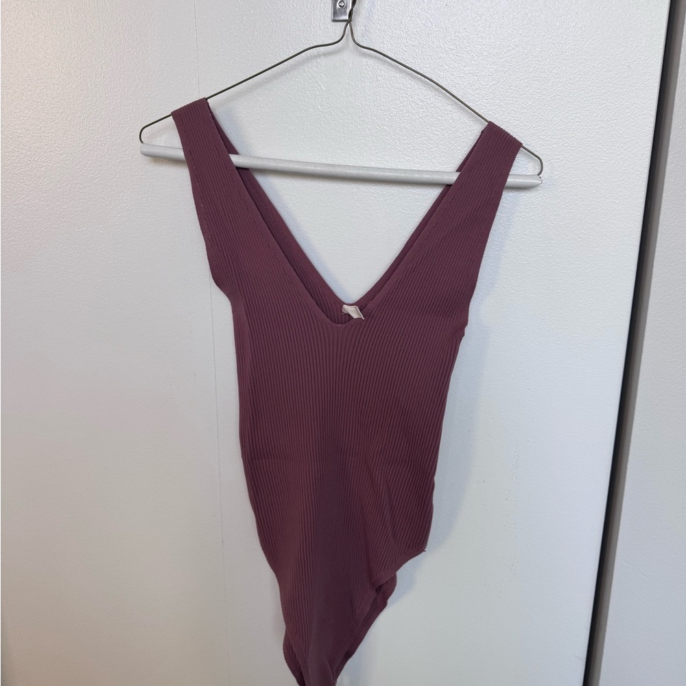 Women's Plum Sleeveless Top